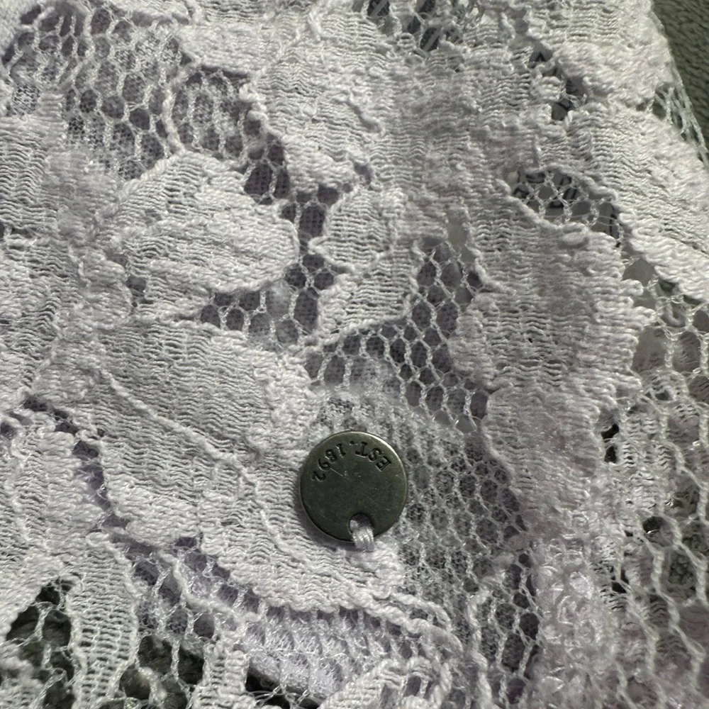 Lavender laced Abercrombie tank top